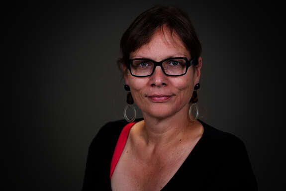 Porträt der Arbeitskammer-Pressesprecherin Dörte Grabbert