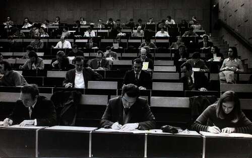 Vorlesung des ersten AfAS Studiengangs