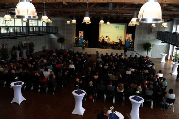 Foto vom der Feier in der Aula der Universität des Saarlandes